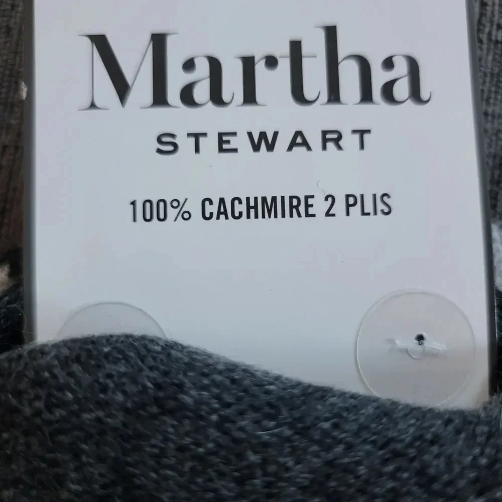 NWT Martha STEWART 100% 2 -PLY CASHMERE WOMEN'S dark Heather Grey WINTER…